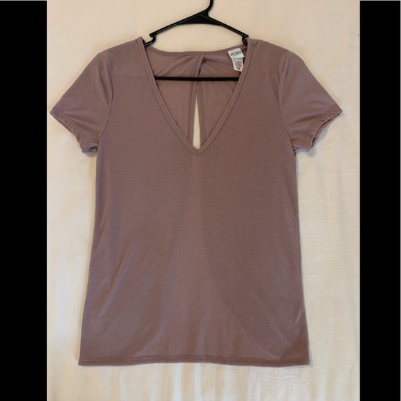 Victoria’s Secret Sport Open Back Shirt - Picture 1 of 5